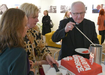 Vernisáž k výstavě Mysli srdcem a ciť hlavou k 25. výročí organizace