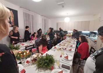 Předštědrovečerní večeře v Domě Panny Marie Pomocné